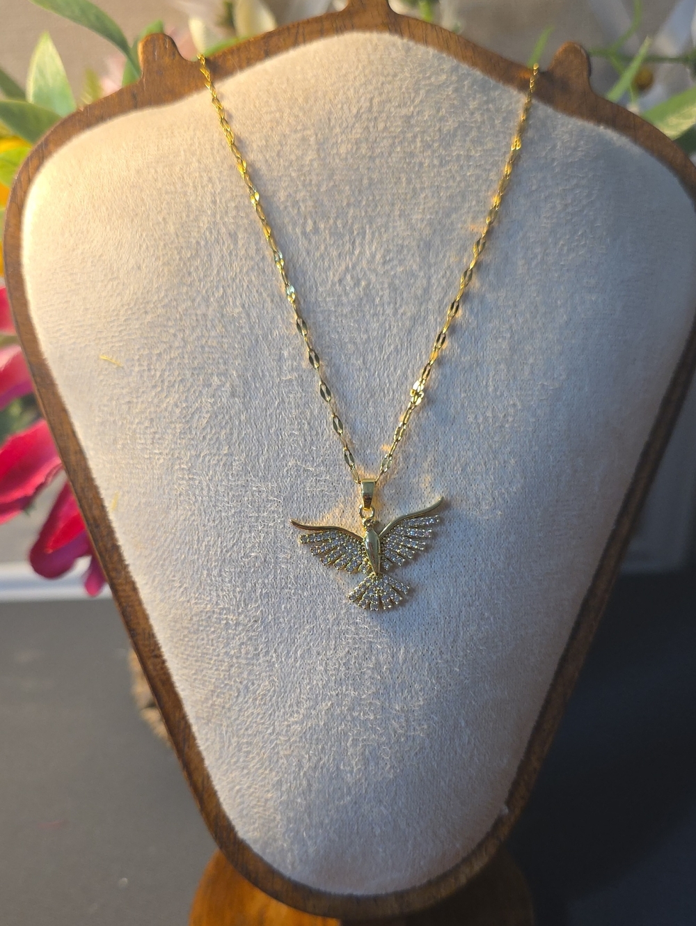 Nwt Gold Tone Dove Pendant Necklace - Women Jewelry